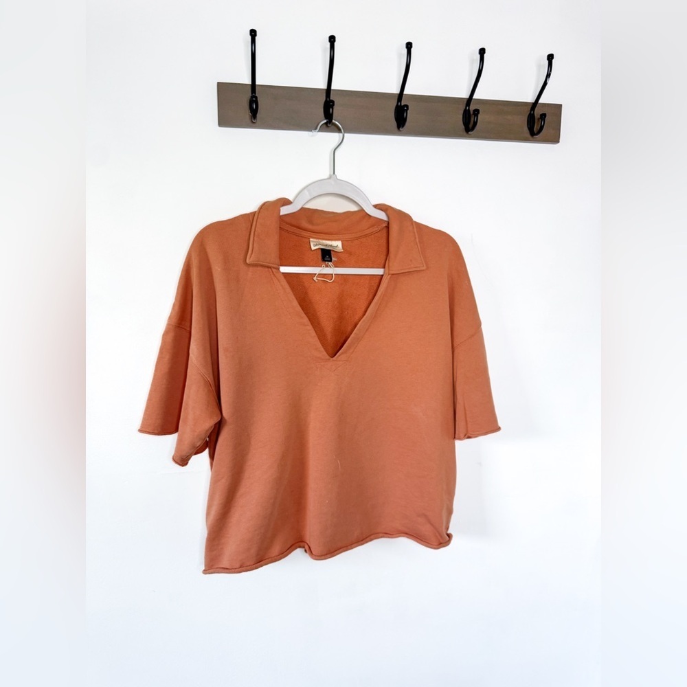 Universal Thread Top